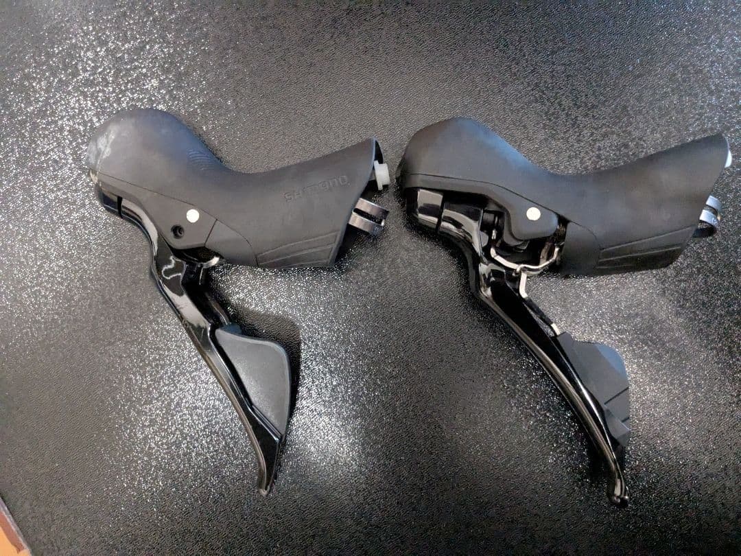 Shimano 105 r7020 油圧sti＆ブレーキキャリパー