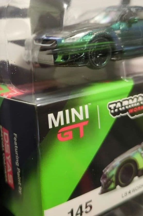 希少　MINI GT LB WORKS GTR Magic Green
