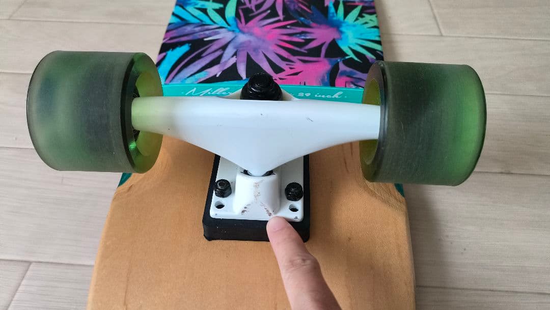 テンプルさま専用　Miller DivisionクルーザーMAUI 29スケート