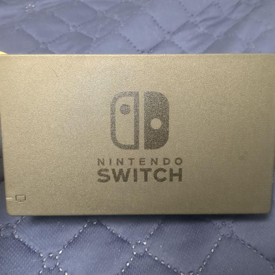 Nintendo Switch 本体 ジョイコン付き +バイオハザードのソフト