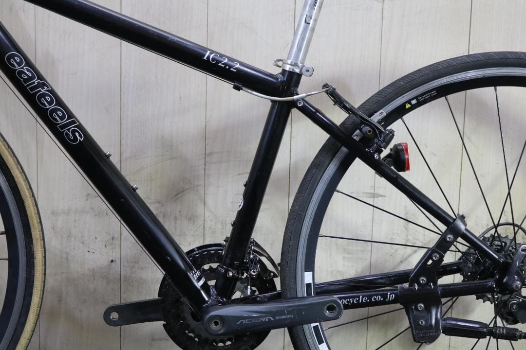 eafeels IC2.2 700C アルミ24速 400mm BLACKクロス