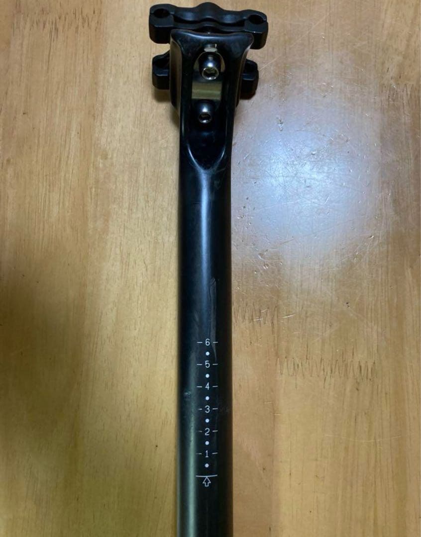 TNI LW-168 カーボン シートポスト
