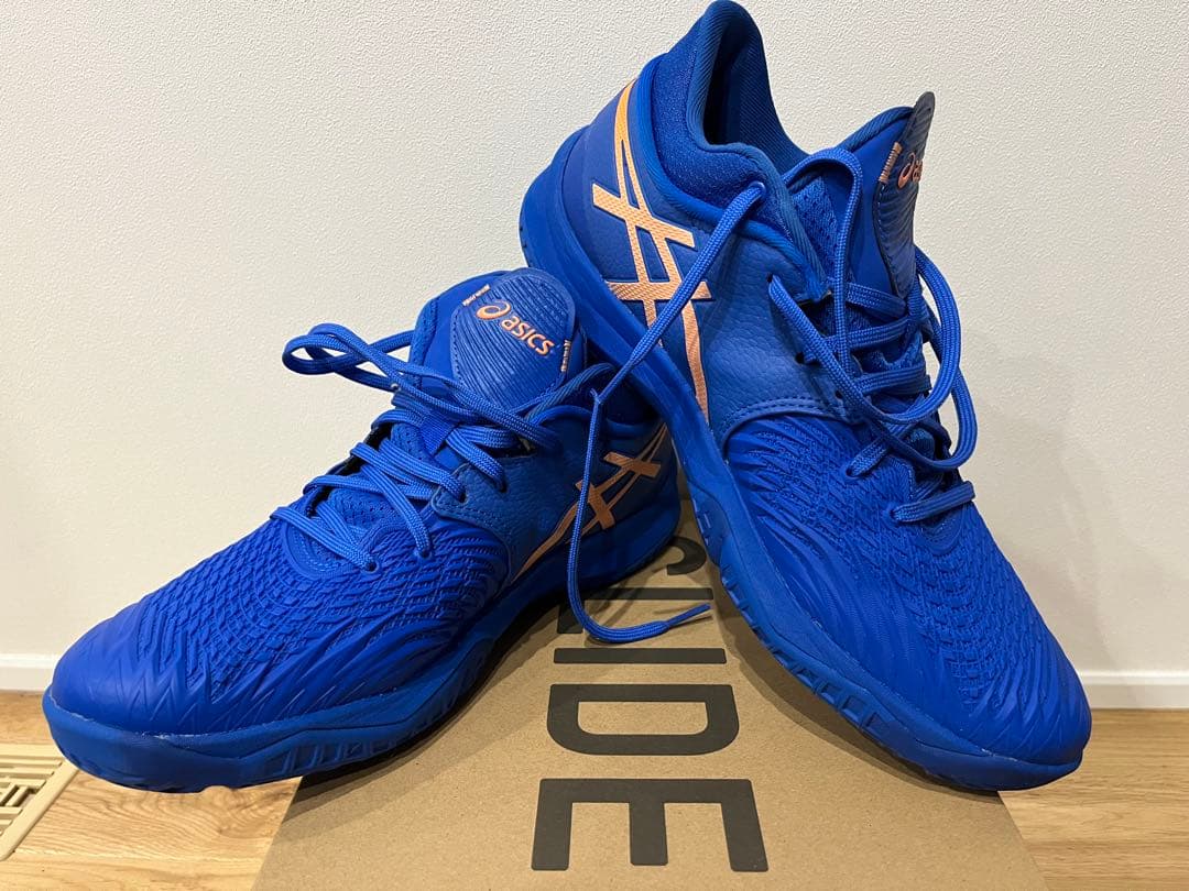 シューズ(男性用) asics UNPRE ARS 2 low