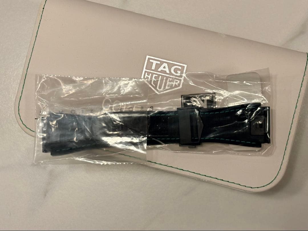 【新品】タグホイヤー コネクテッド ゴルフエディション用ベルト チタンバックル
