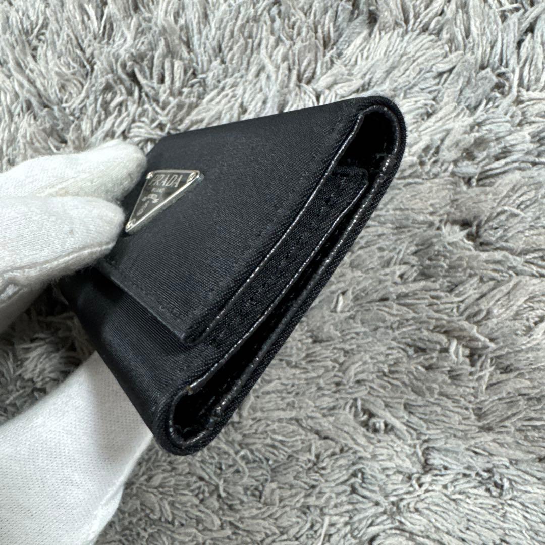 PRADA プラダ 三角プレートロゴ ナイロン サフィアーノレザー キーケース