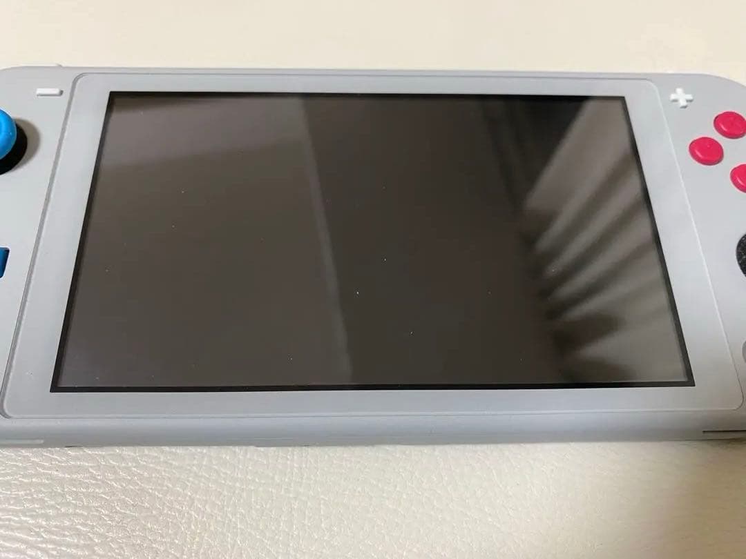 Switch right 限定ザシアン、ザマゼンタモデル