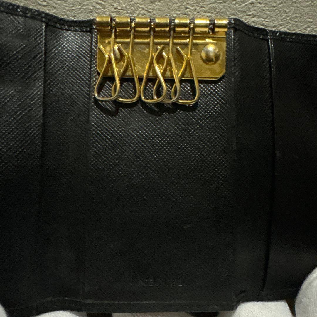 プラダ　PRADA レザー　キーケース　ブラック