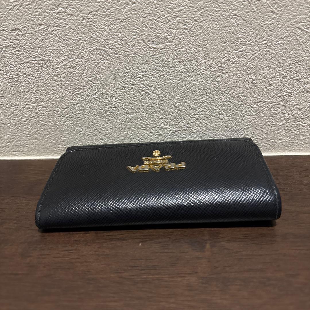 プラダ　PRADA レザー　キーケース　ブラック
