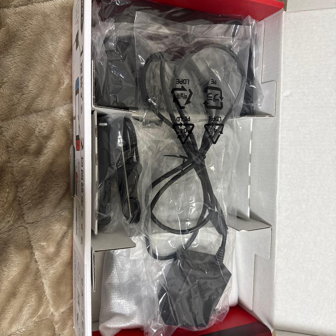 Nintendo Switch 本体 青赤ジョイコン256GBmicroSD付き