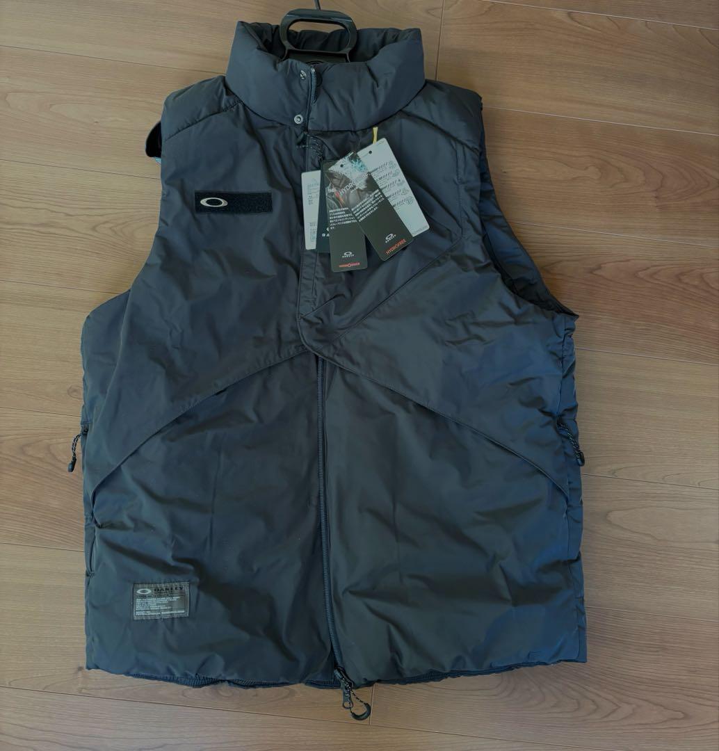 オークリー FGL RED CODE VEST 5.7 ダウンベスト
