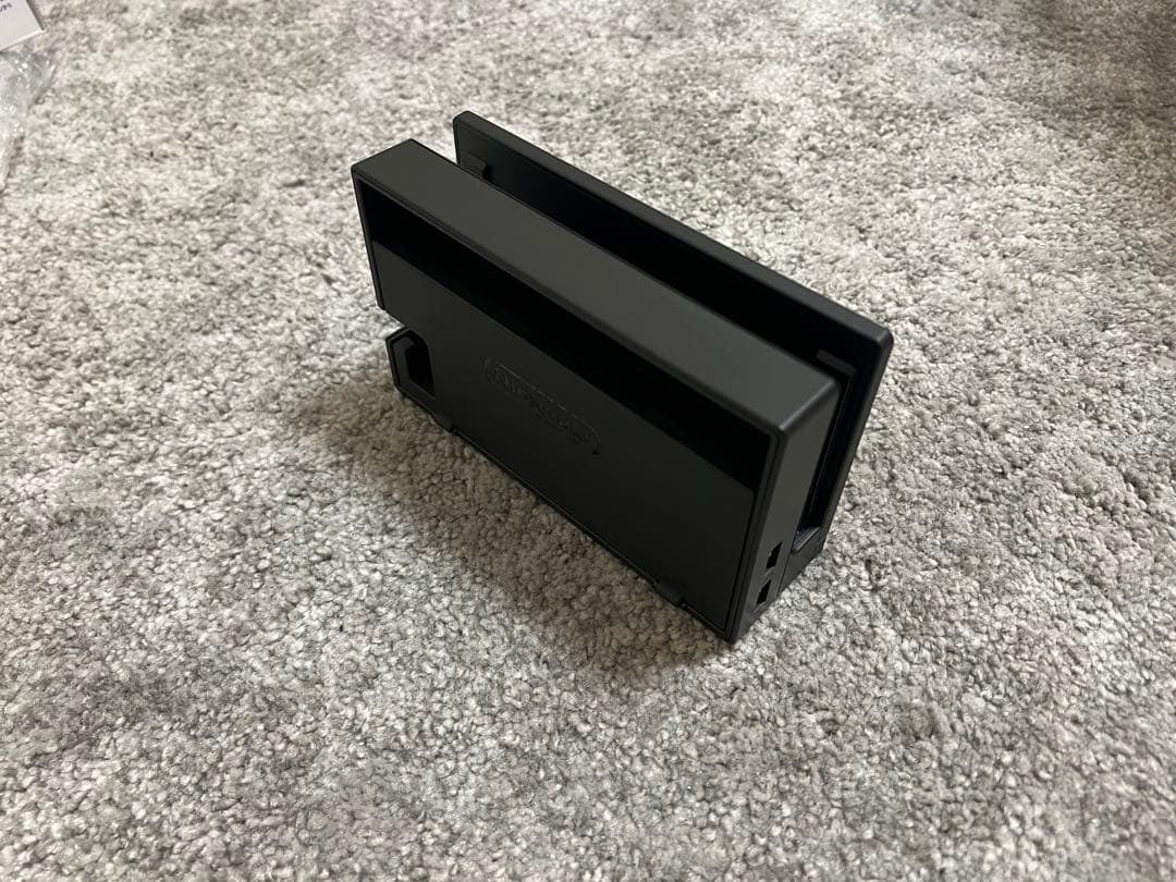 【美品】Nintendo Switch 本体 新品スティック交換済