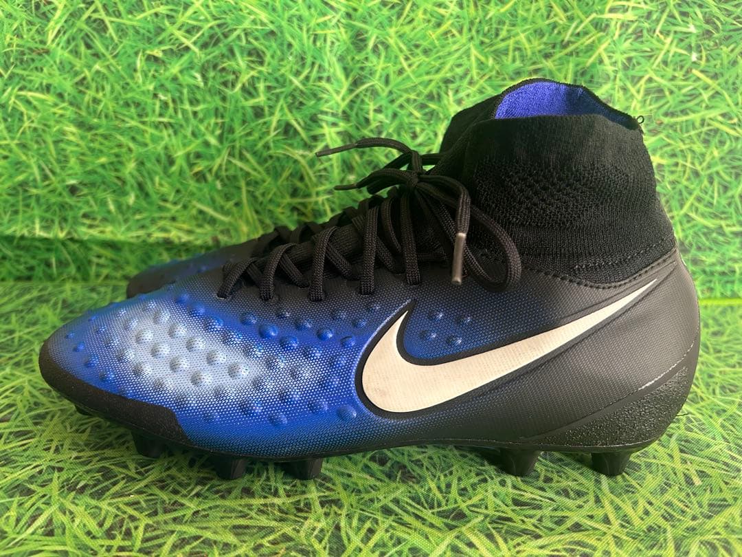 ☆未使用☆送料無料☆NIKE(ナイキ)MAGISTAオーデンⅡ HG☆