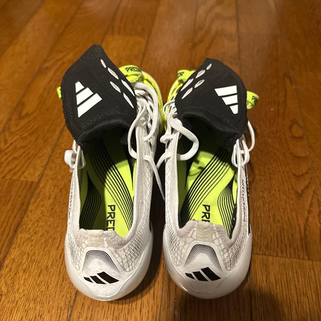 adidas Predator サッカーシューズ ホワイトイエロー ベロ付きFG