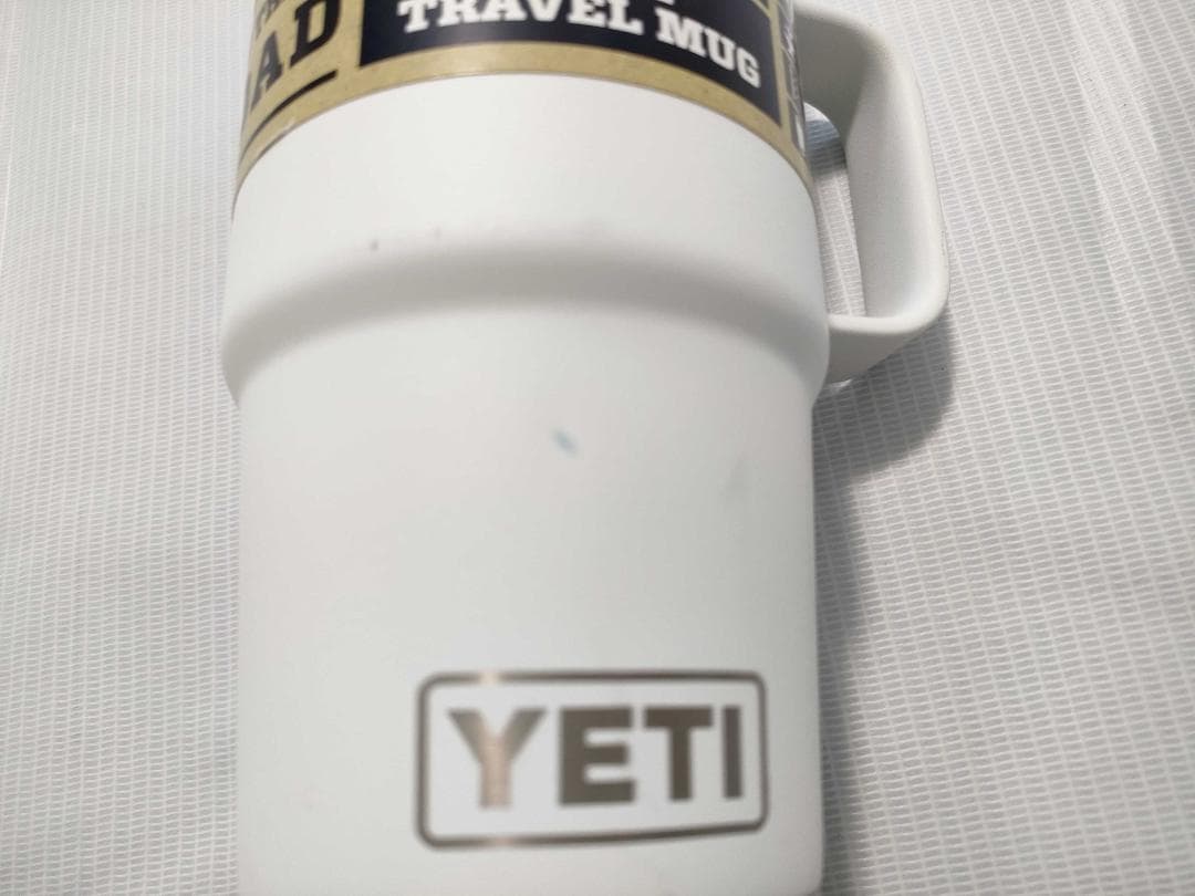YETI ランブラー 20oz トラベルマグ 白 保温保冷 蓋付き