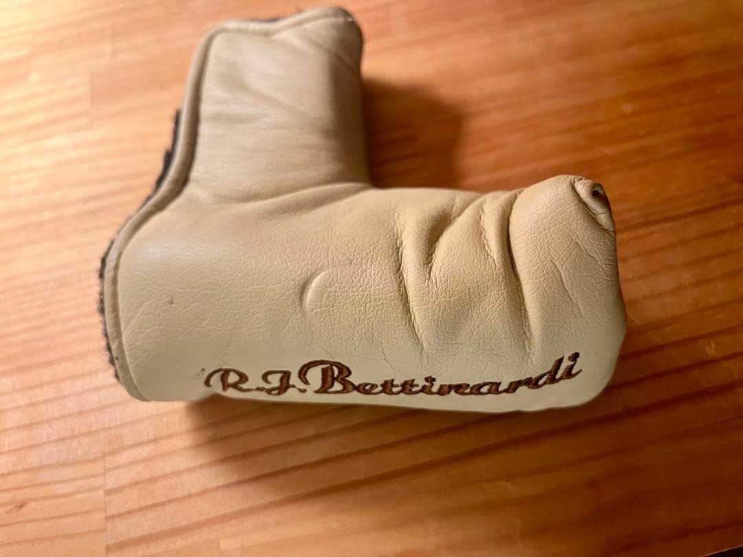 クラブ R.J. BETTINARDI MC-7