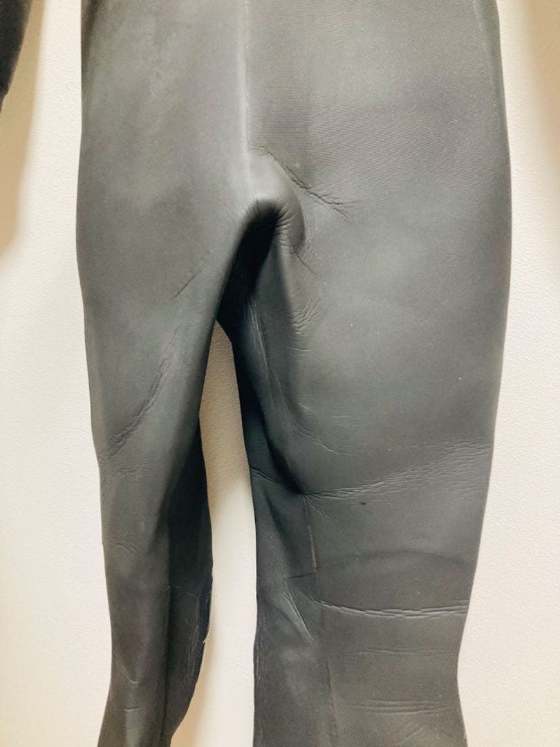 黒 フルスーツ ウェットスーツ