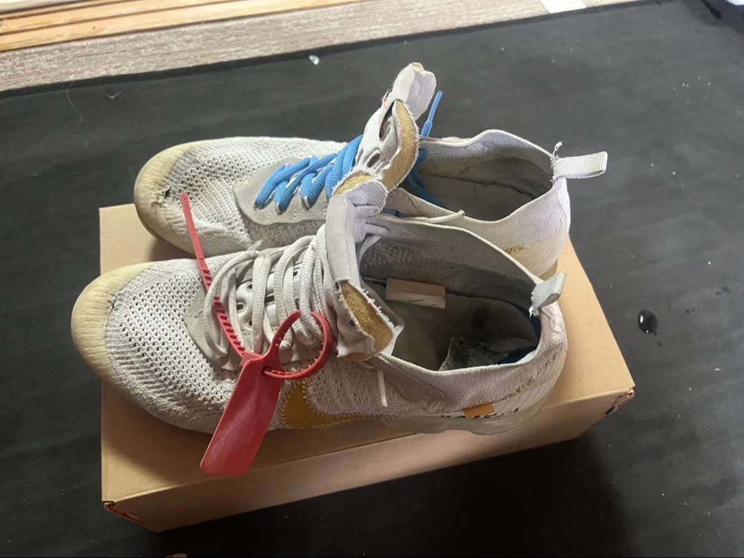 シューズ Nike Air Vapormax FK Off-White 10