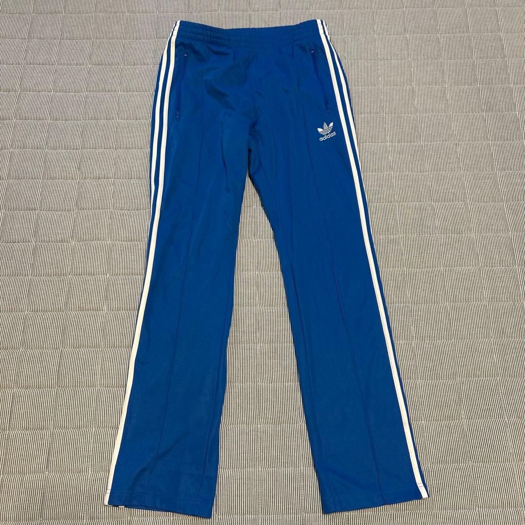 adidasトラックパンツ 水色　Lサイズ