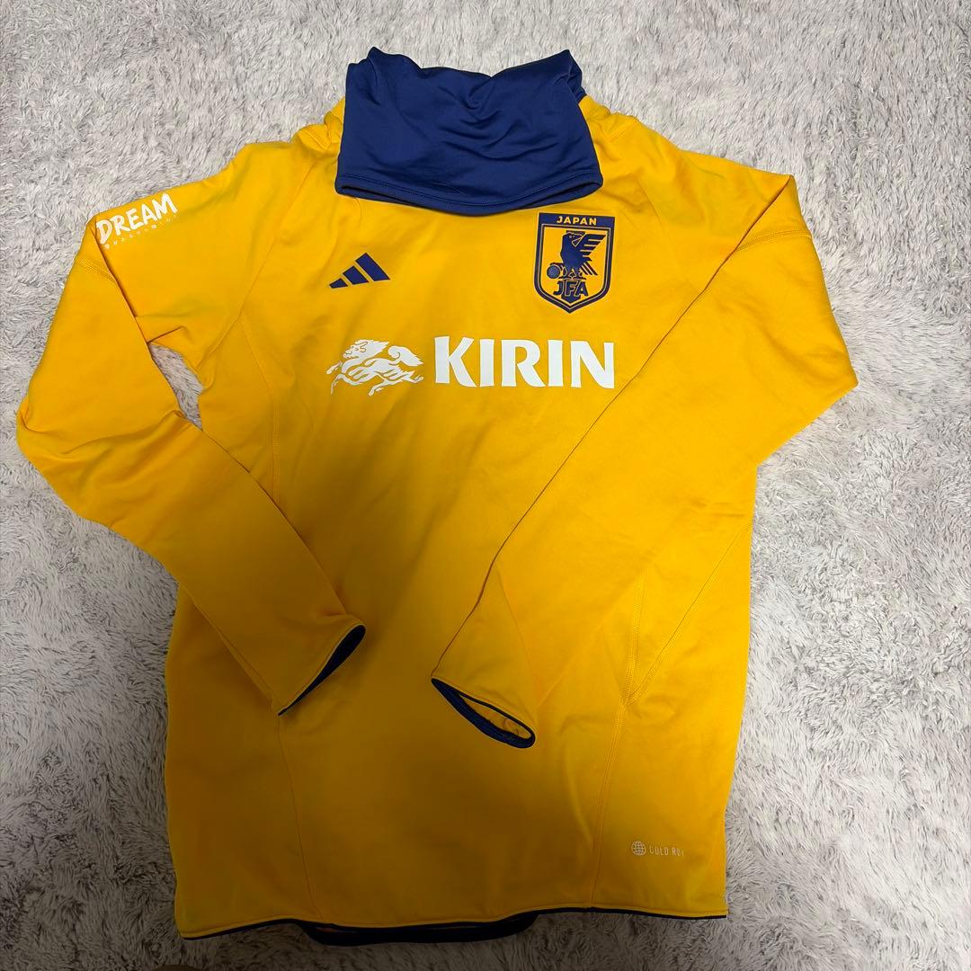 三笘薫選手着用　adidas　サッカー日本代表サッカー　トレーニングウェア