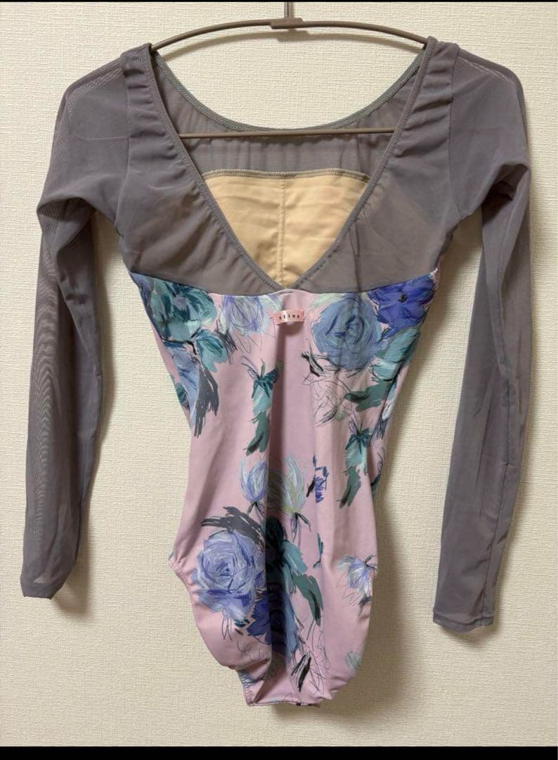 stinaメッシュスリーブレオタード 長袖 花柄　Pサイズ
