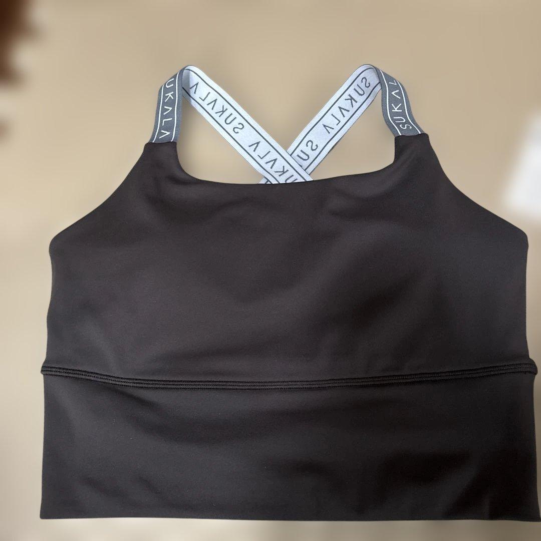 新品SUKALA バッククロスロゴヨガトップ　エスプレッソ　M