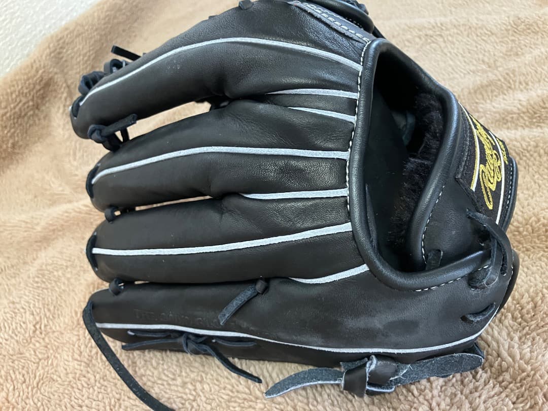 お値下げ中⭐︎新品⭐︎Rawlings 硬式グローブ　外野手　ブラック