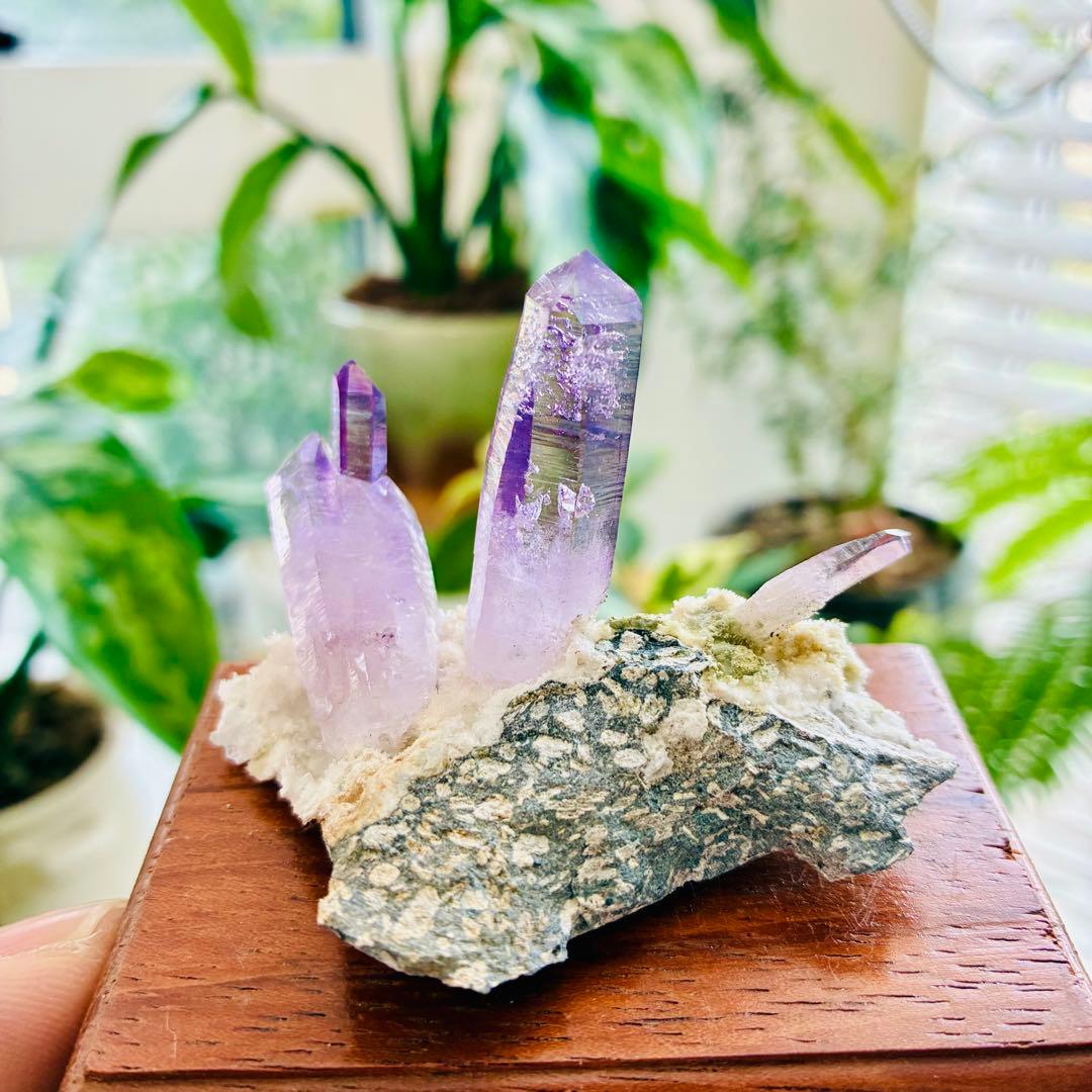 メキシコ産 ベラクルスアメシスト クルーズ水晶 ラベンダーピンク 水晶 原石
