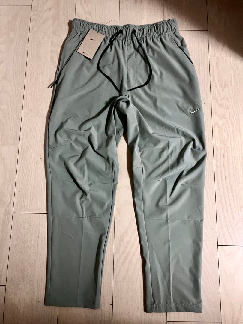 ナイキ メンズ Dri-FIT ストレートレッグ ヴァーサタイルパンツ L新品