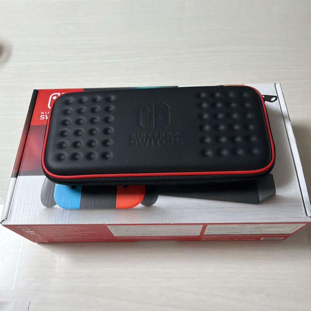 【良品】Nintendo Switch 本体 ネオンブルー・レッド