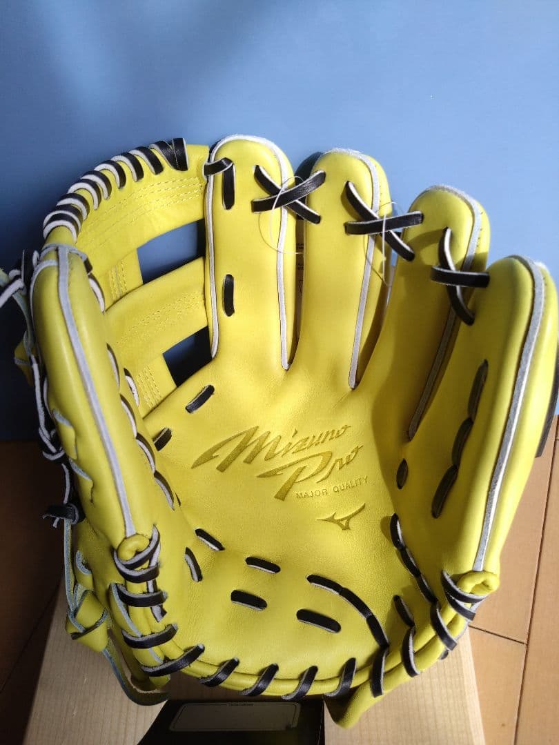 MIZUNO　ミズノプロClassic　軟式内野手用　1AJGR31123