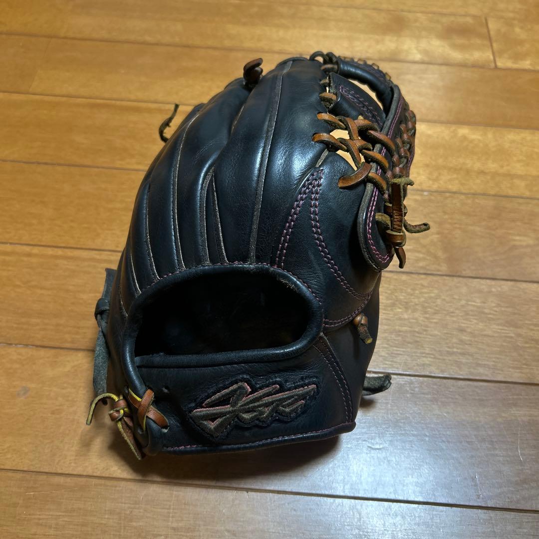 エールストーリー硬式グローブ