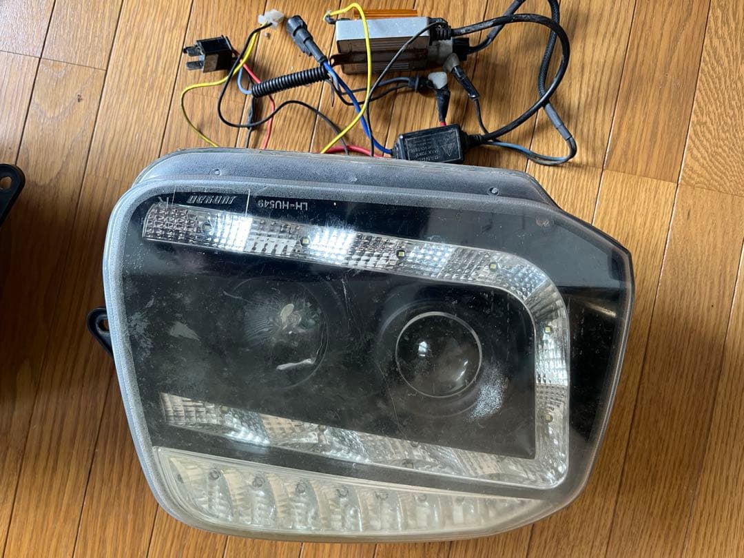 jb23ジムニー、スモークテールランプとLEDヘッドライトセット