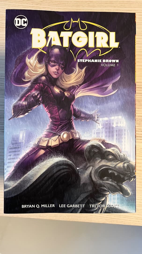 Batgirl (Stephanie Brown) 1–2