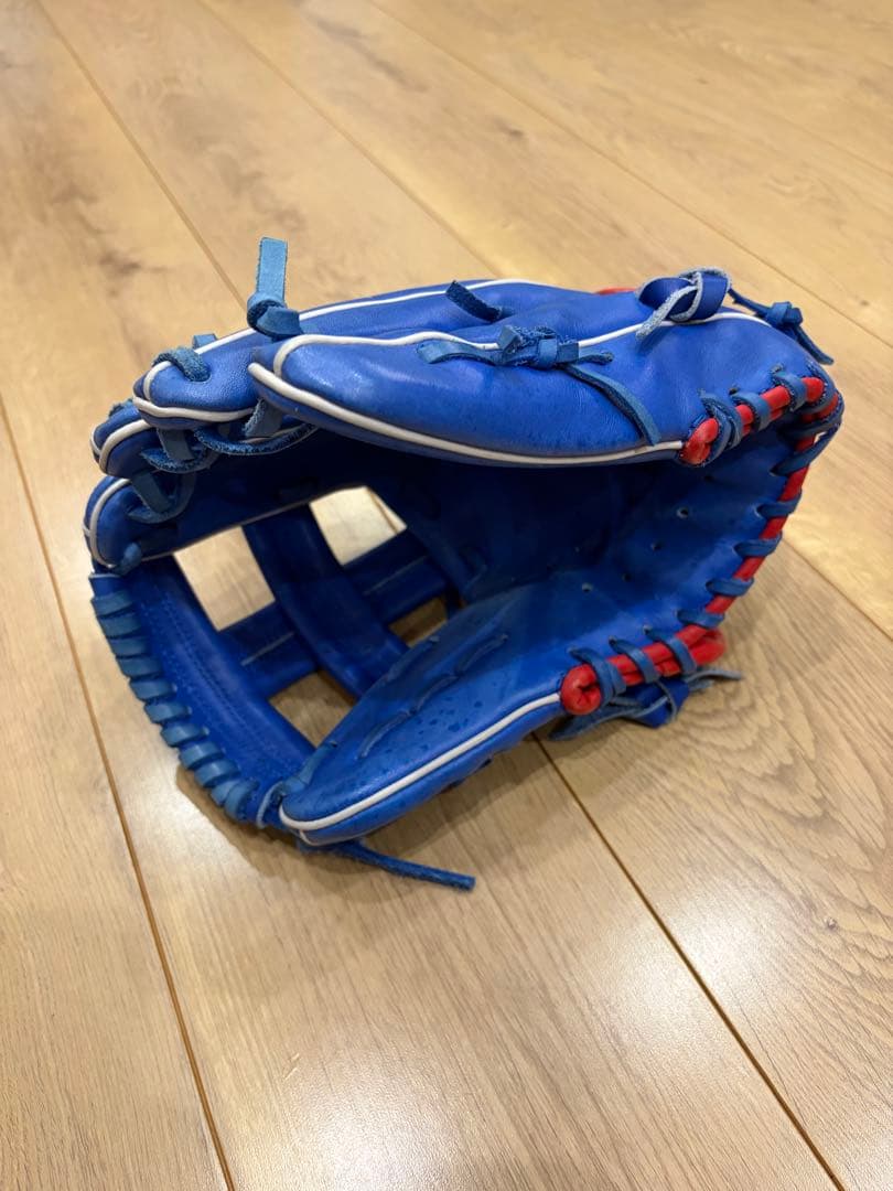 ドラ◯もん風一般内野手オーダーグローブ！即戦力！