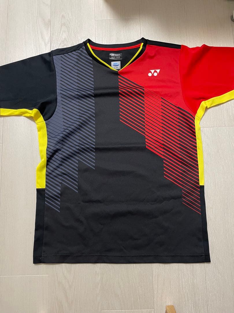 YONEX バドミントン テニス ゲームシャツ Lサイズ 黒/赤/黄