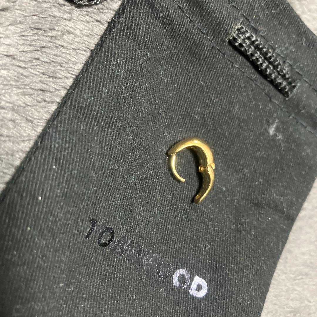片方のみ　トムウッド　Ice Huggies Gold　ピアス　ゴールドカラー
