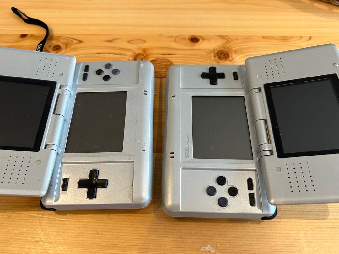 ニンテンドーDS二つセット