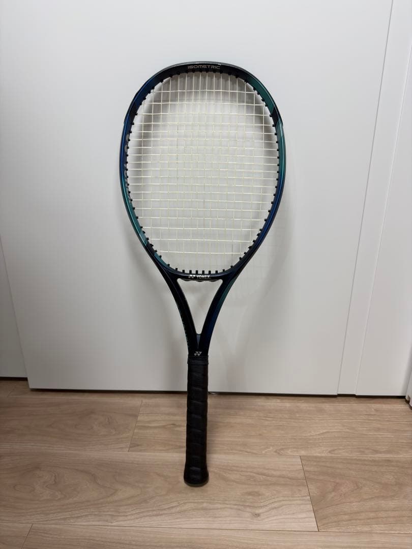 YONEX 硬式テニスラケット　EZONE100 G2