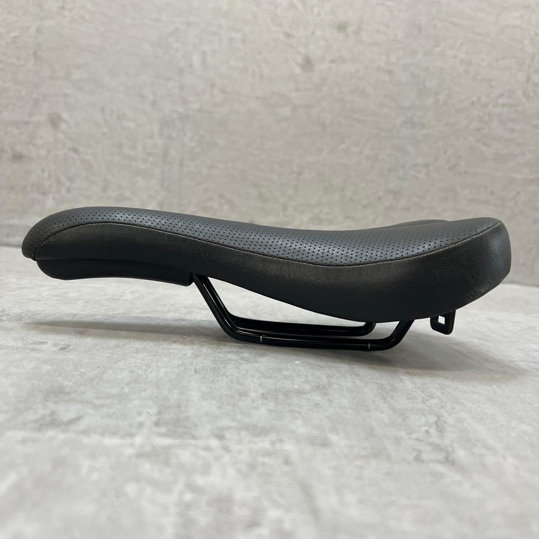 ブロンプトン　折り畳み自転車純正サドル　ブラック　395g　BROMPTON