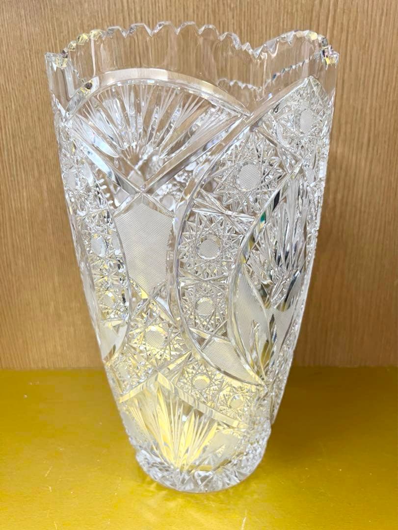 【未使用】ボヘミア クリスタル　グラス　花瓶　箱付き　大きい サイズ