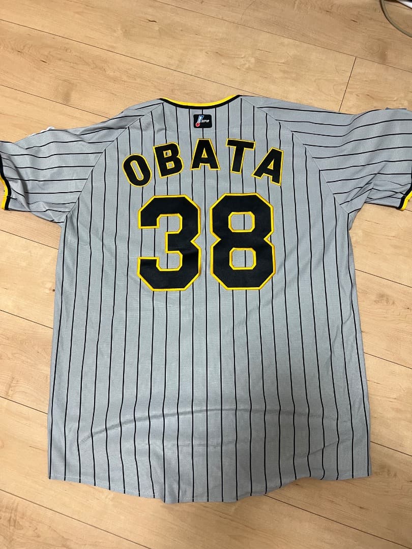 阪神タイガース　小幡竜平　38 レプリカユニフォーム