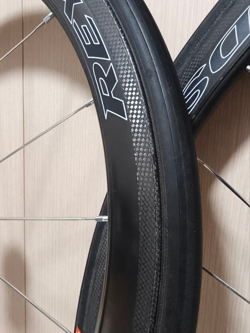 ピスト用カーボンホイール Reynolds AssultSLG DT swiss