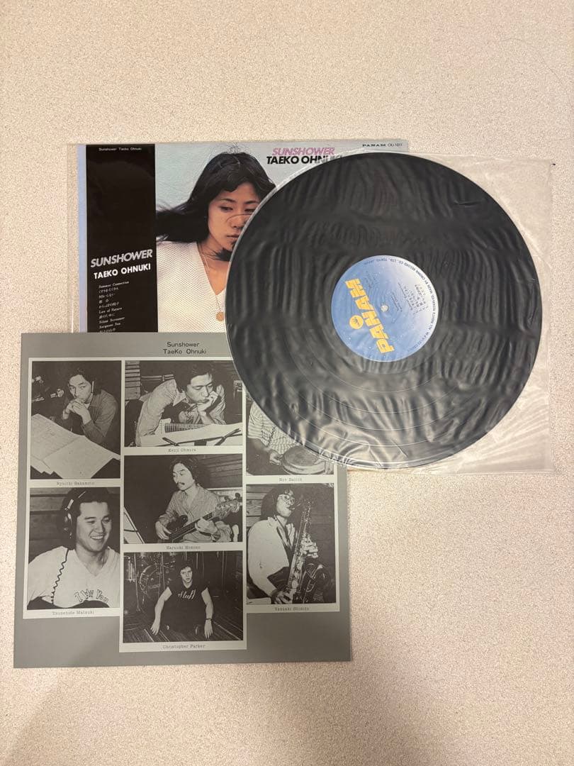 大貫妙子　TAEKO OHNUKI SUNSHOWER レコード　再発盤