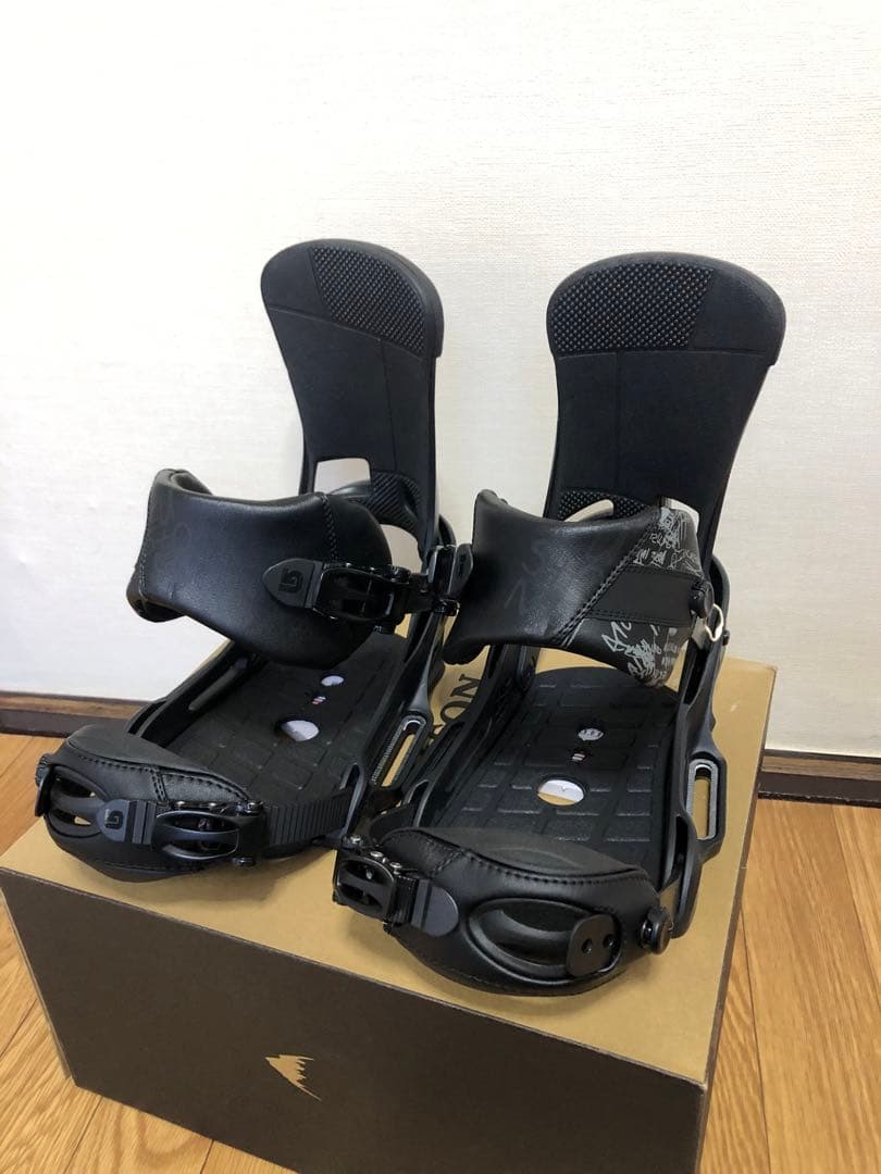 BURTON CUSTOM EST Sサイズ　未使用