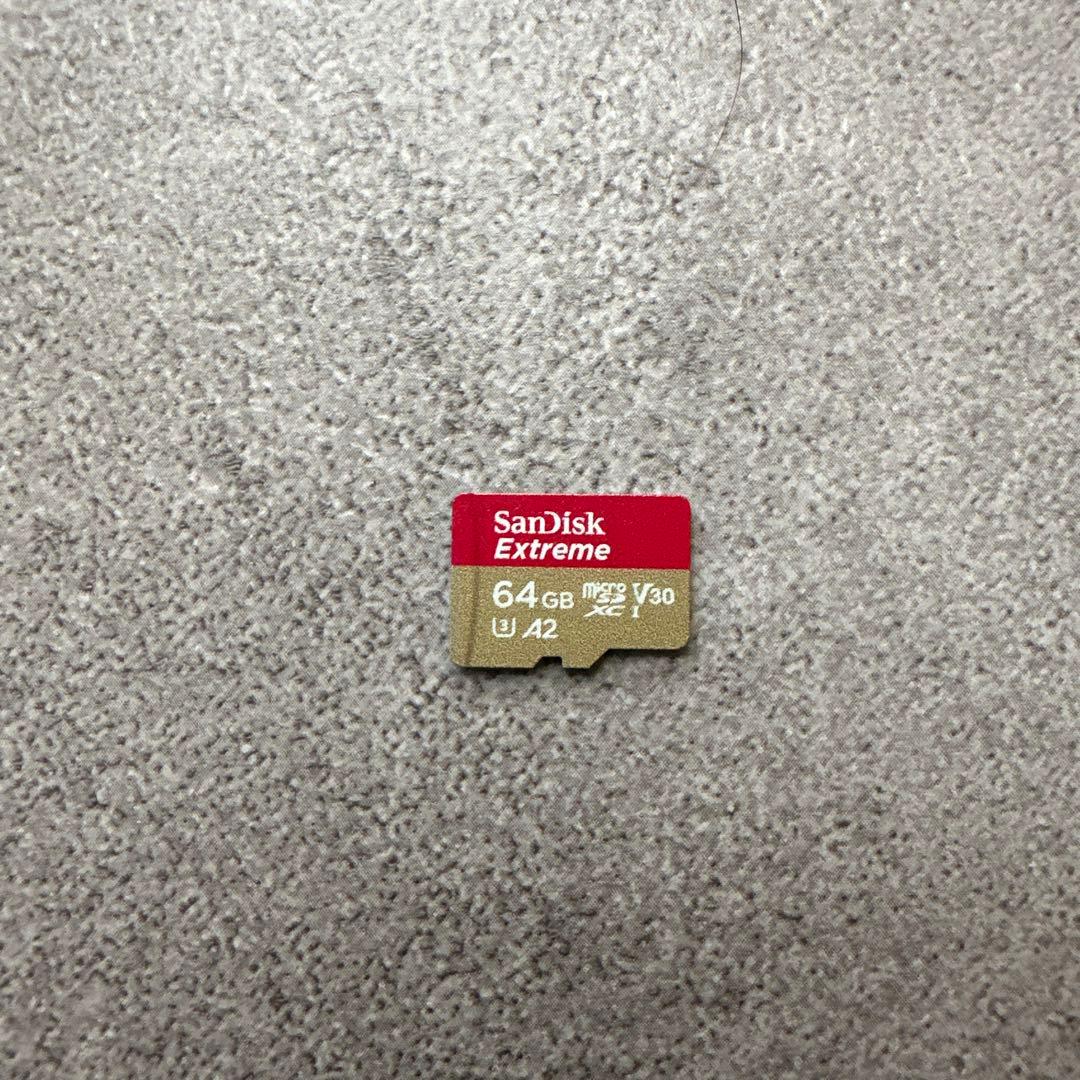 【美品】Nintendo Switch本体+MicroSD64GB+ホリコン