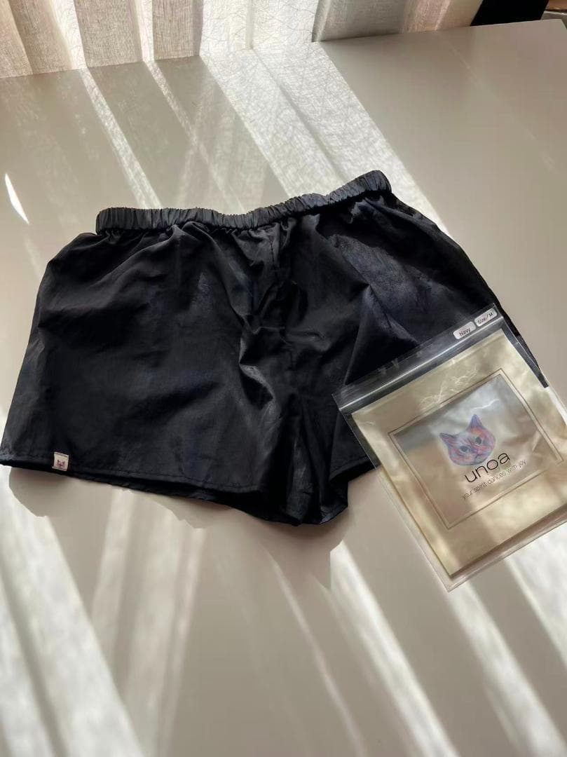 Unoa　ウノア　ウォームアップパンツHeatflow Shorts紺M　新品